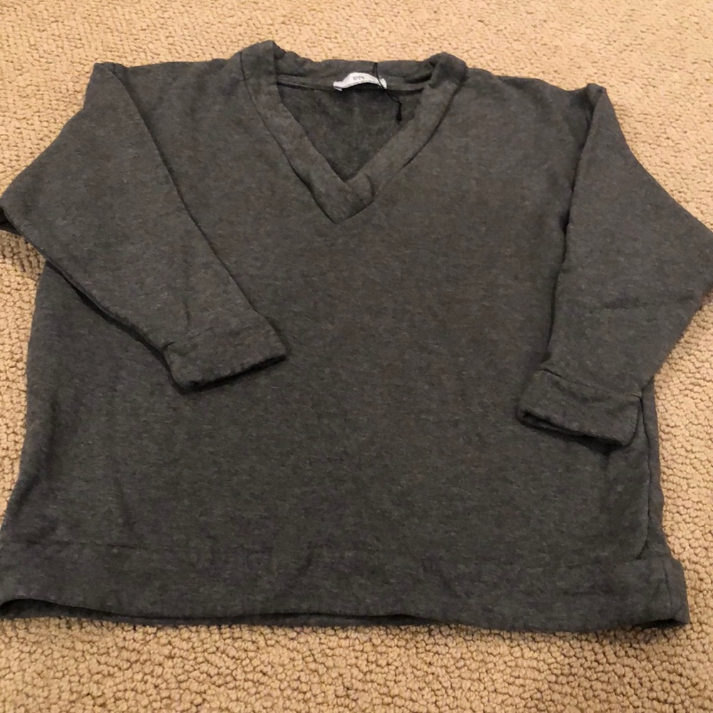 Zara grey v-neck sweatshirt size S